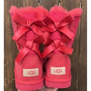 UGG Bailey Bow Boots Pink Girl/kid Size 4